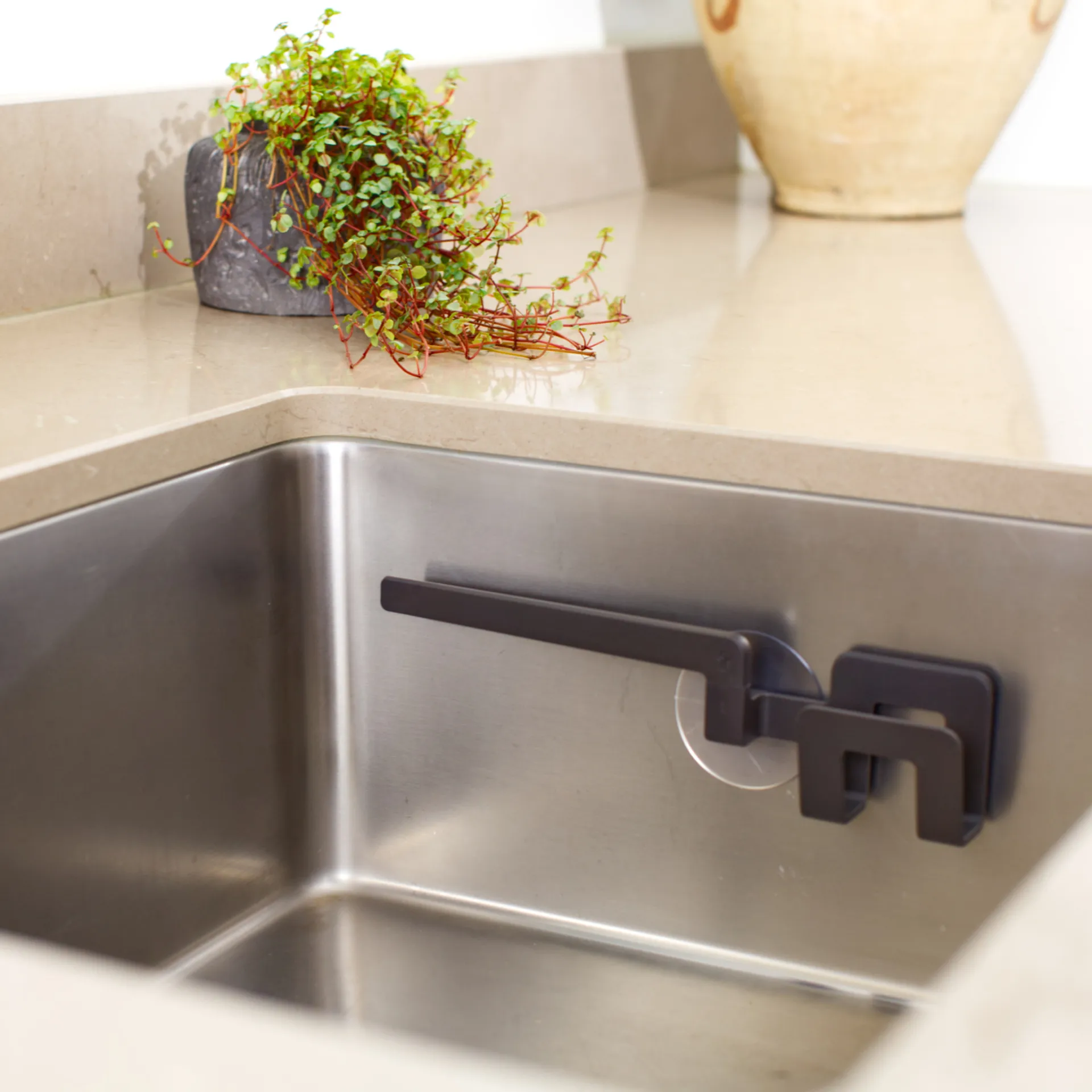 Holder for dishcloth and dish sponge suction cup, Graphite grey Bosign