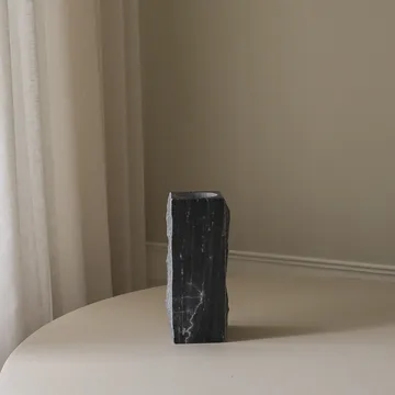 Cartier Edge marble vase - Medium, 30 cm - Botané