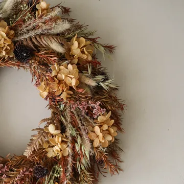 Golden Meadow Wreath wreath - Hydrangea-dried grass-fern-hare’s ear, Ø40 cm - Botané