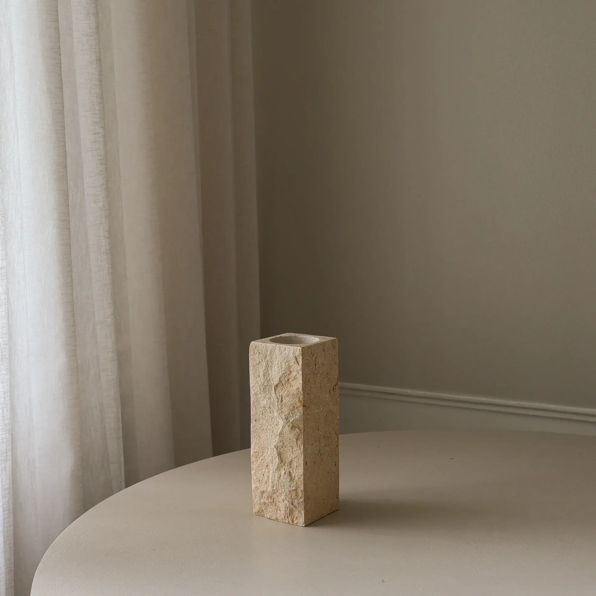 Limestone Edge marble vase, Small, 25 cm Botané