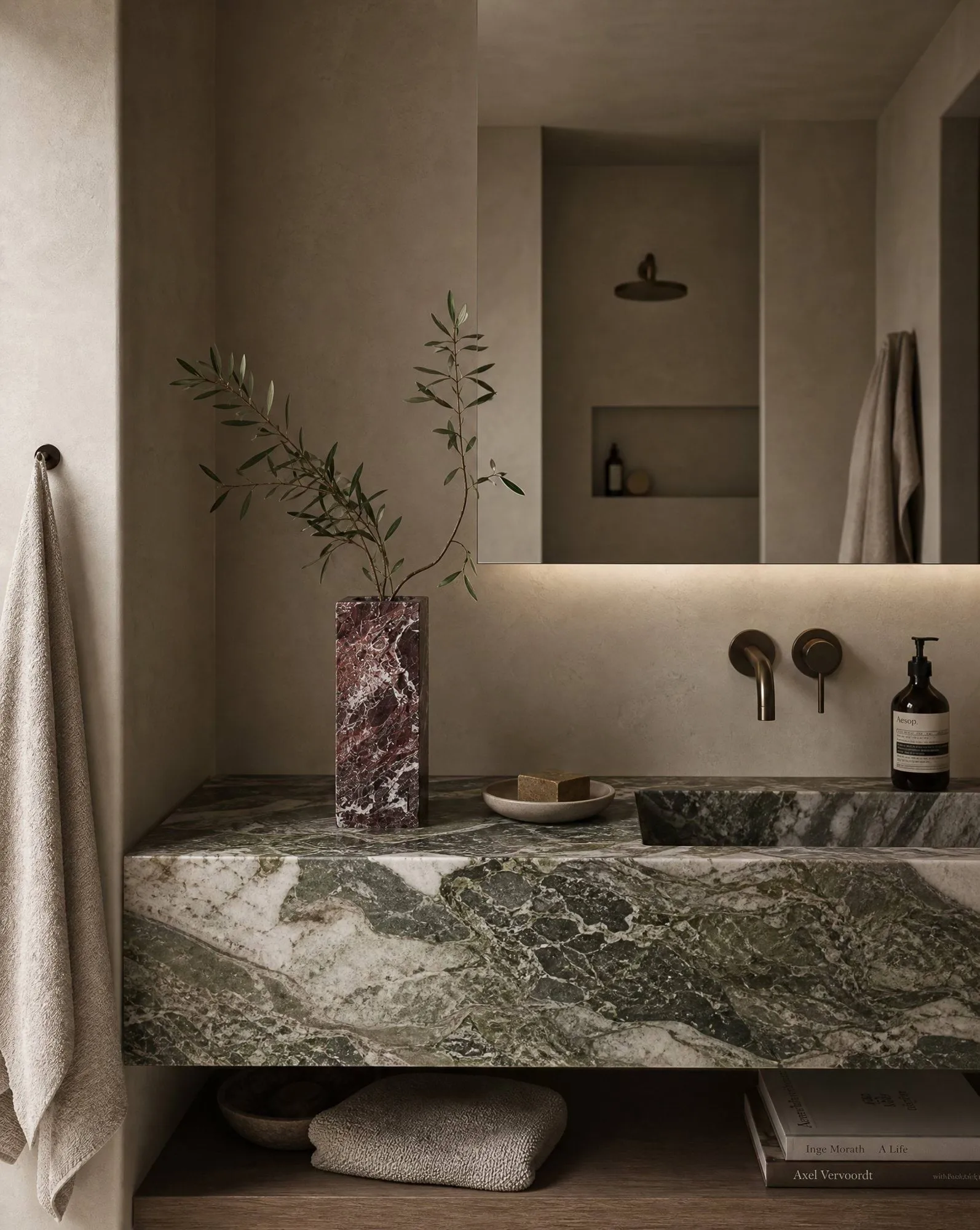 Rosso Levanto Edge marble vase, Medium, 30 cm Botané