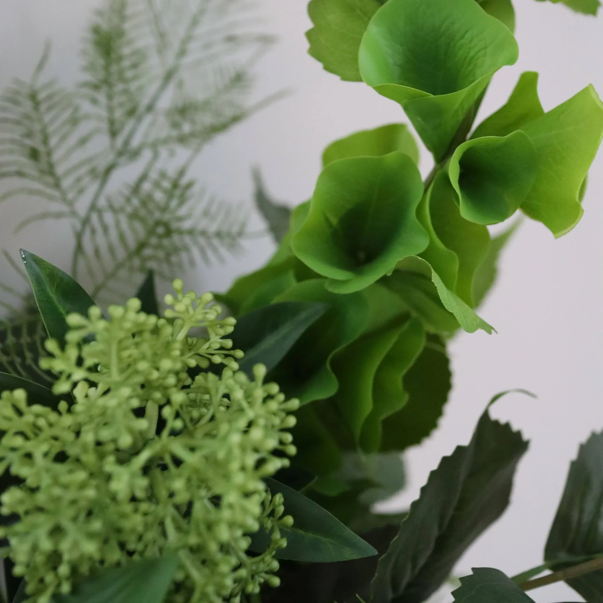 Silent Meadow artificial bouquet, Delphinium-lily-amaranth-eucalyptus-fern, 6 pcs Botané