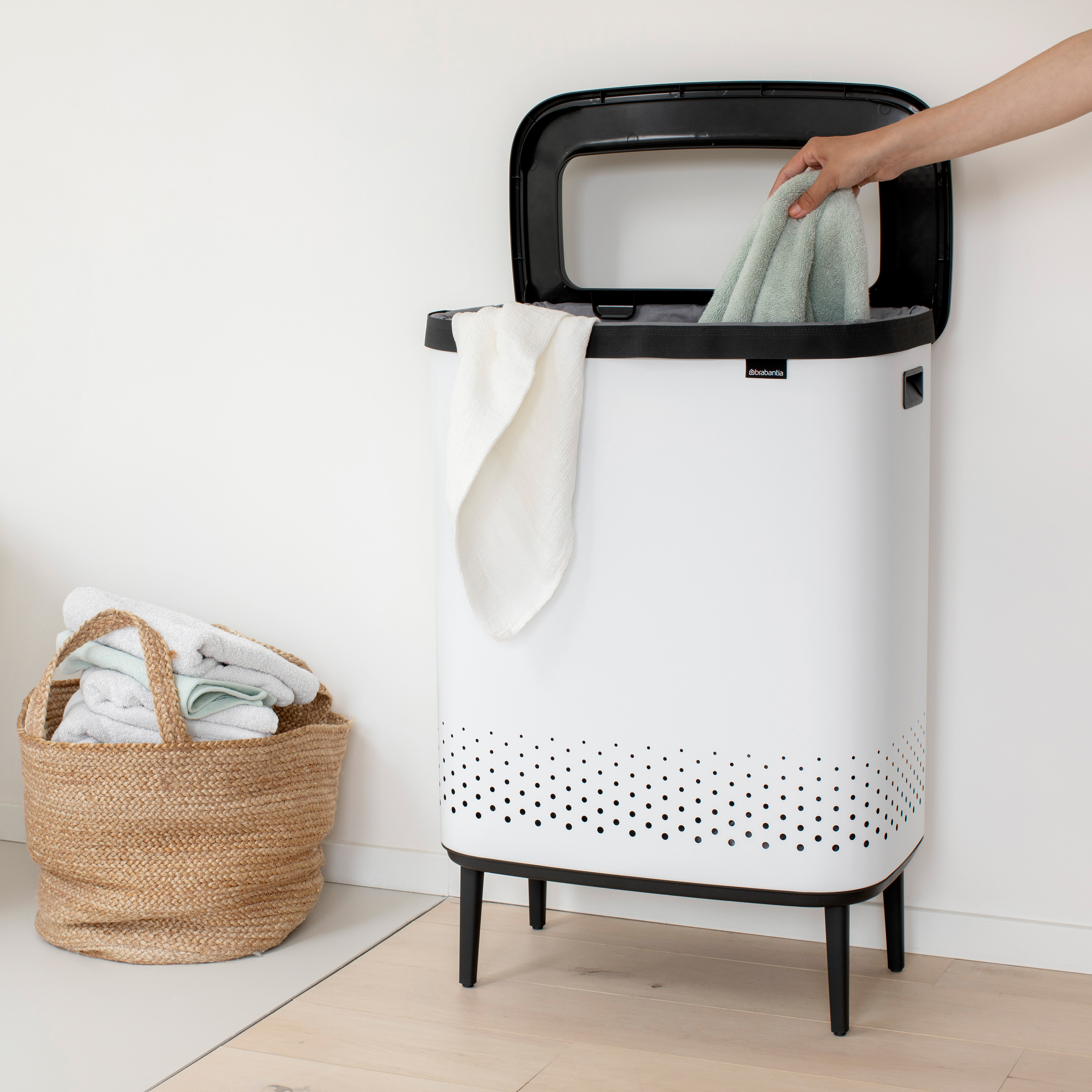 Black and white laundry basket discount