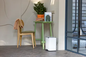 Bo pedal bin 12 L - White - Brabantia
