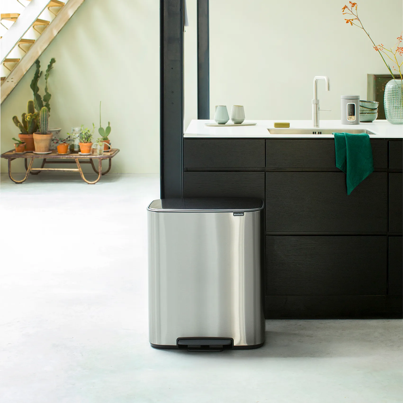 Bo pedal bin 2x30 L, matte steel Brabantia