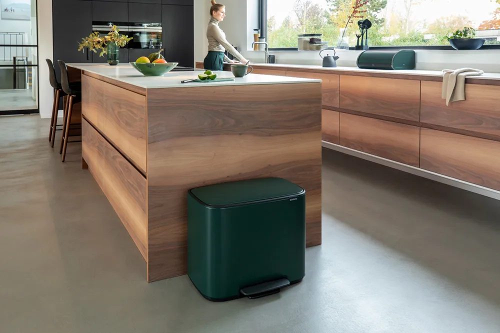 Bo pedal bin 3x11 l, Pine green Brabantia