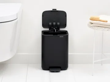 Bo pedal bin 4 L - Matt Black - Brabantia