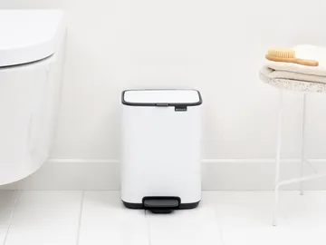 Bo pedal bin 4 L - White - Brabantia