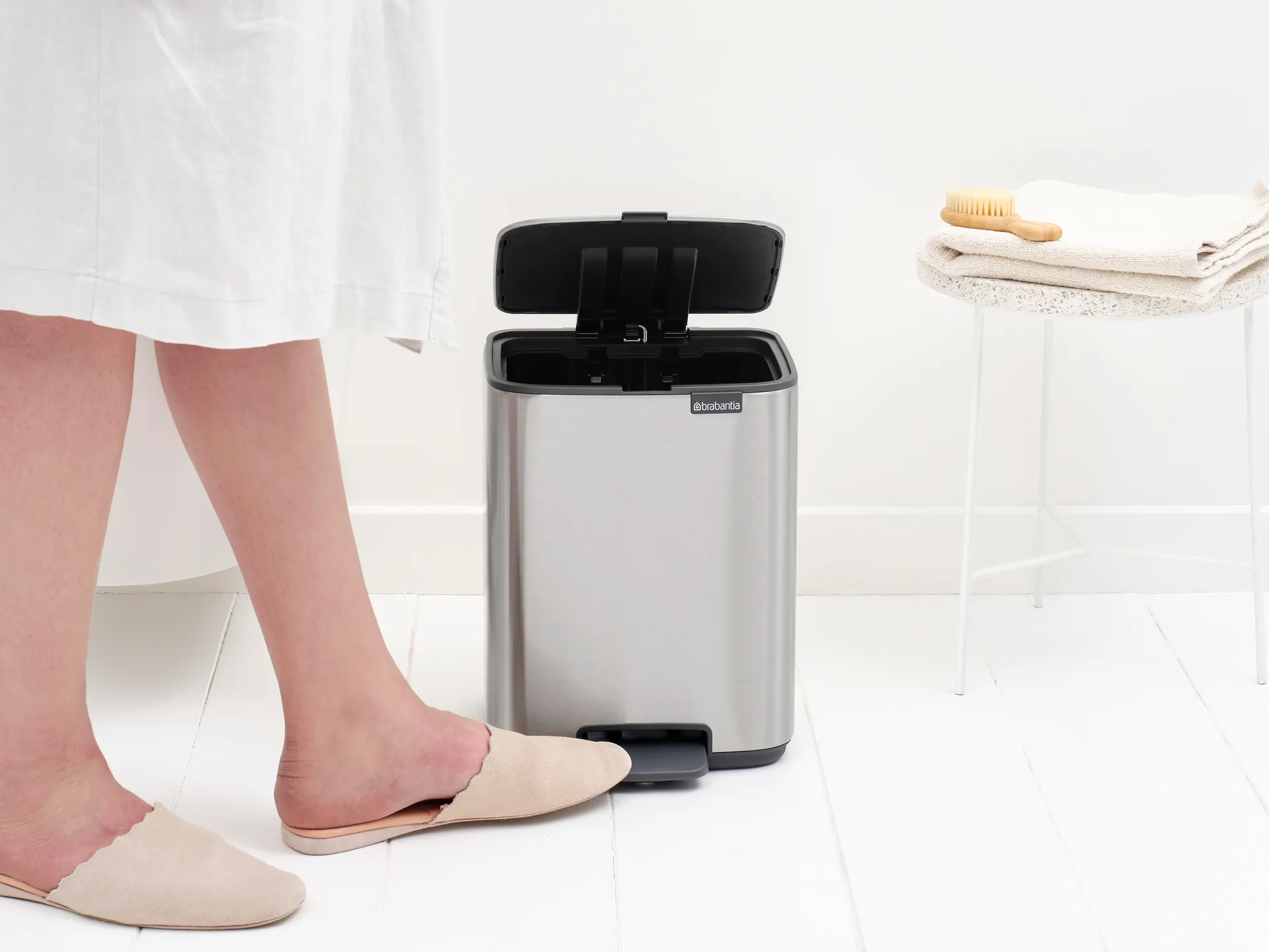 Bo pedal bin 7 L, Matte Steel Fingerprint Proof Brabantia