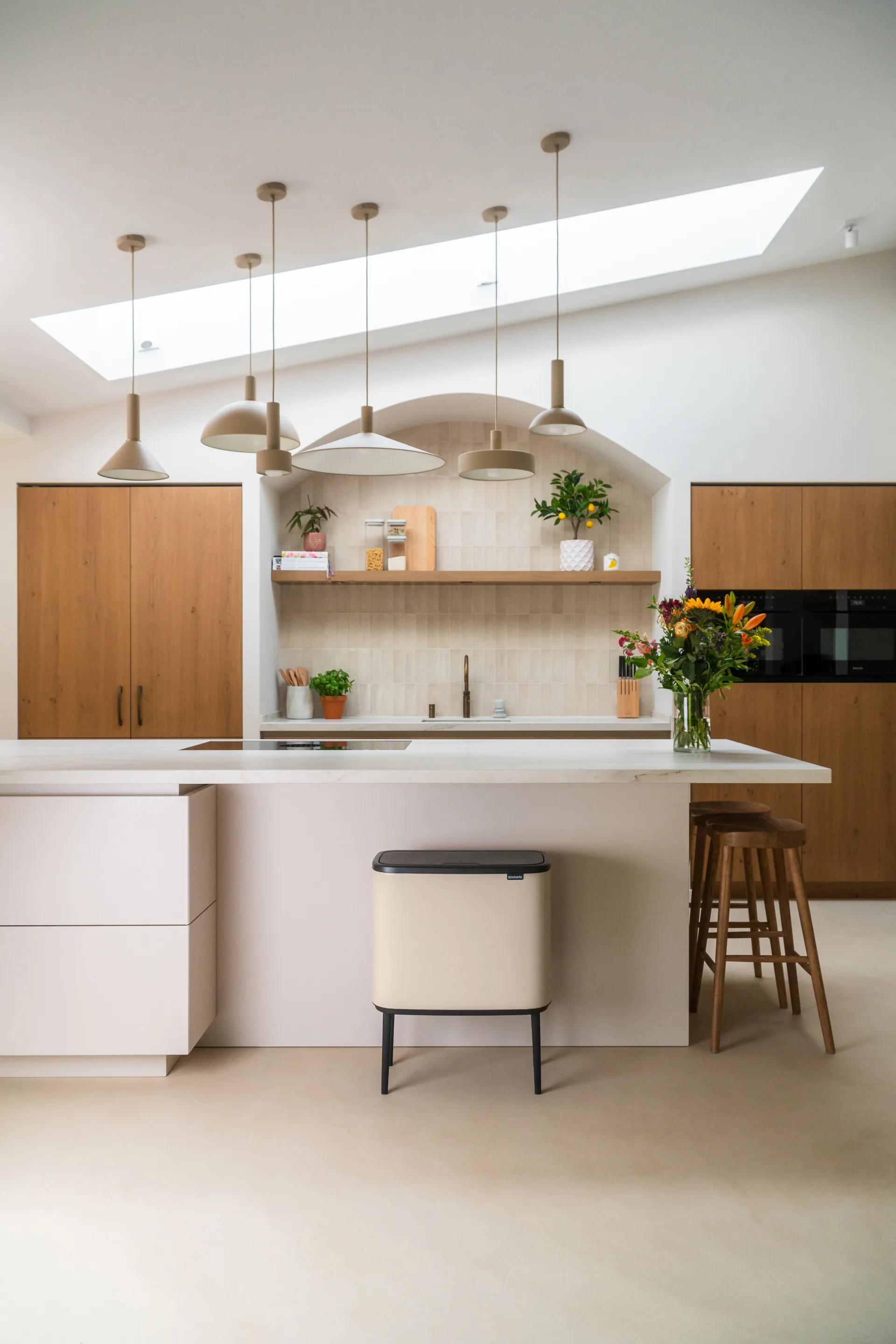 Bo touch bin 11+23 litre, Soft beige Brabantia