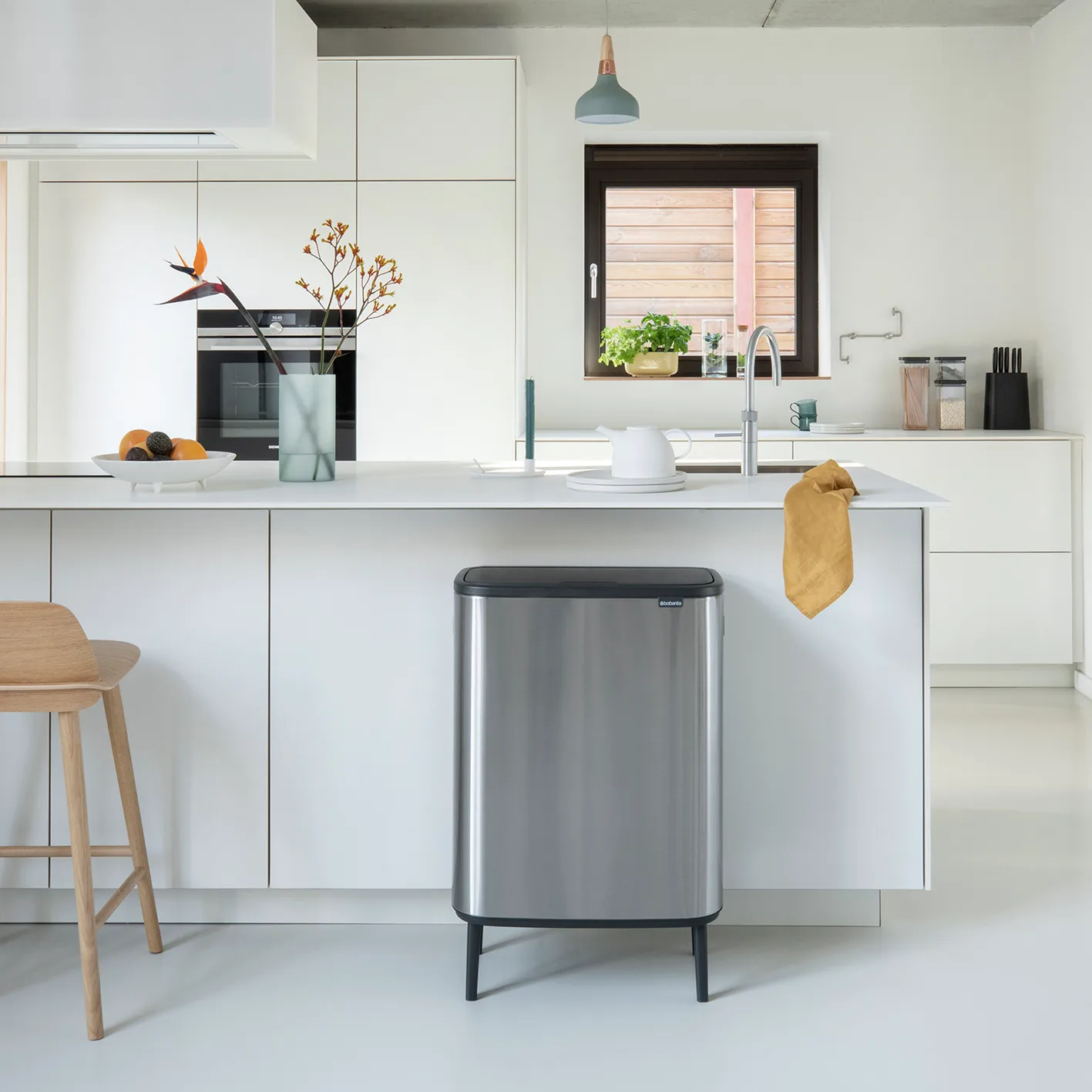 Bo touch bin high 60 L, Matte brushed steel Brabantia