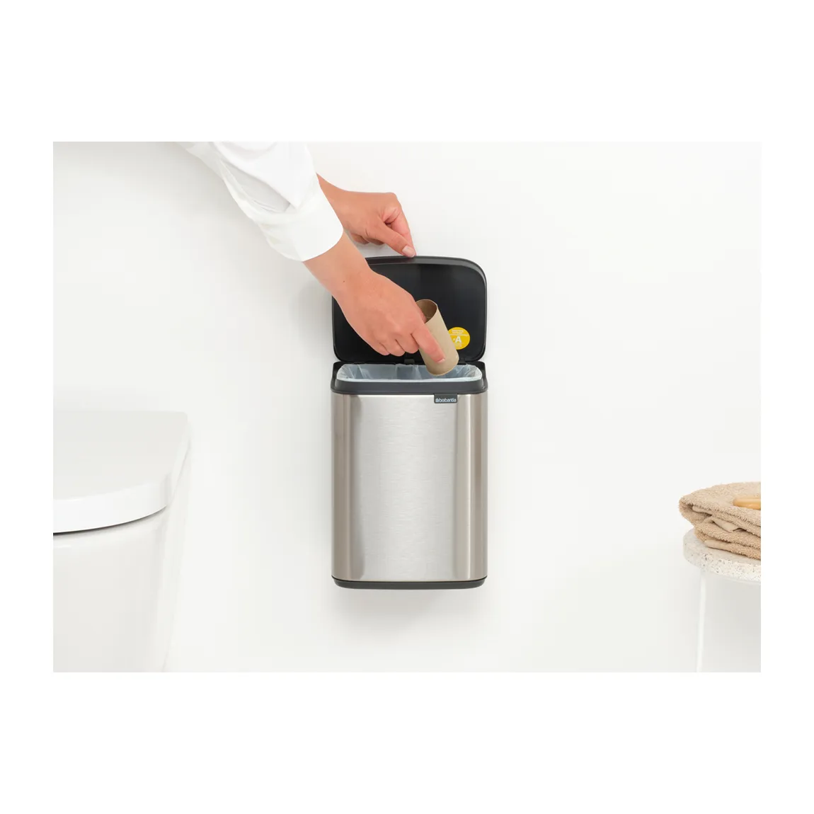 Bo waste bin 4 L from Brabantia - NordicNest.com