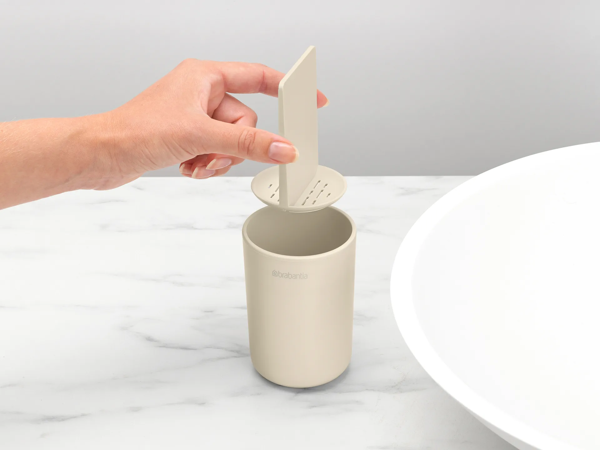 Brabantia ReNew toothbrush holder, Soft Beige Brabantia