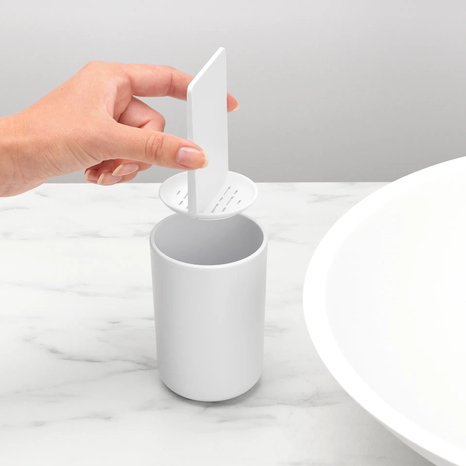 Brabantia ReNew toothbrush holder, white Brabantia