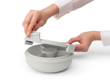 Make & Take sallad bowl. 1.3 L - Light grey - Brabantia