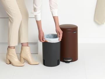 New Icon pedal bin 12 liter - Mineral cosy brown - Brabantia