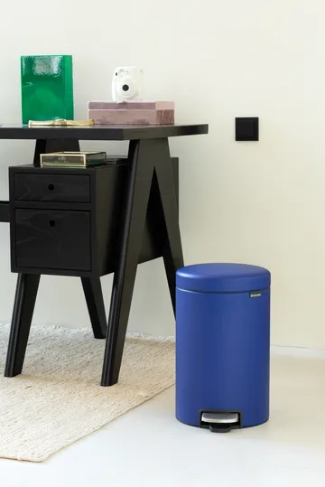 New Icon pedal bin 12 liter - Mineral powerful blue - Brabantia