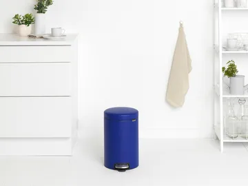 New Icon pedal bin 12 liter - Mineral powerful blue - Brabantia