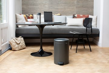 New Icon pedal bin 20 liter - Confident grey - Brabantia