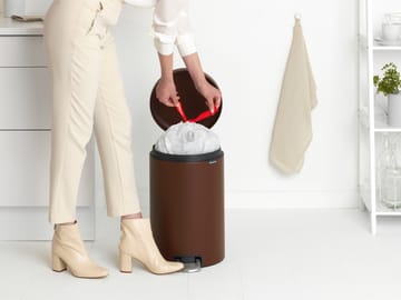 New Icon pedal bin 20 liter - Mineral cosy brown - Brabantia