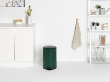 New Icon pedal bin 20 liter - Pine green - Brabantia