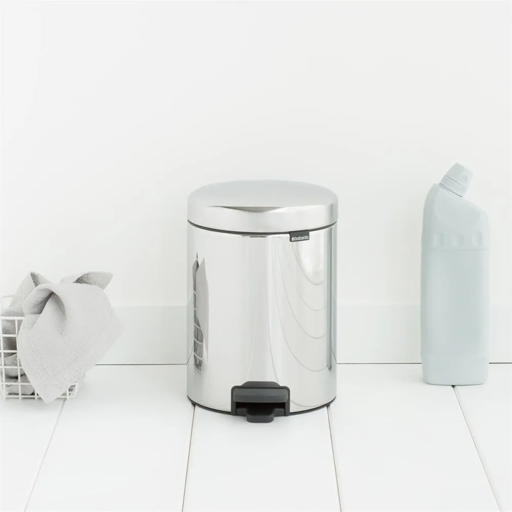New Icon pedal bin 5 liter, brilliant steel Brabantia