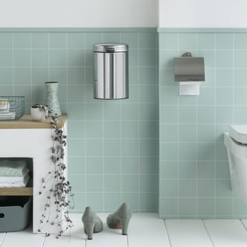 New Icon wall bucket 3 liter - polished steel - Brabantia