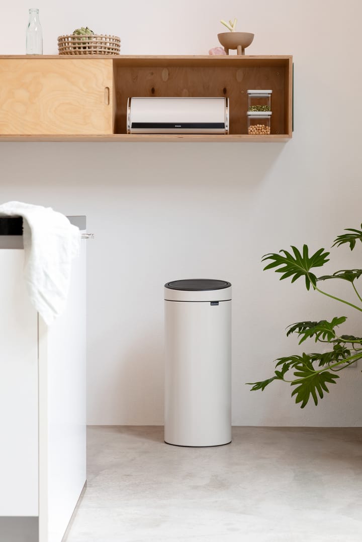 Touch Bin waste bin 30 liters - Soft beige - Brabantia