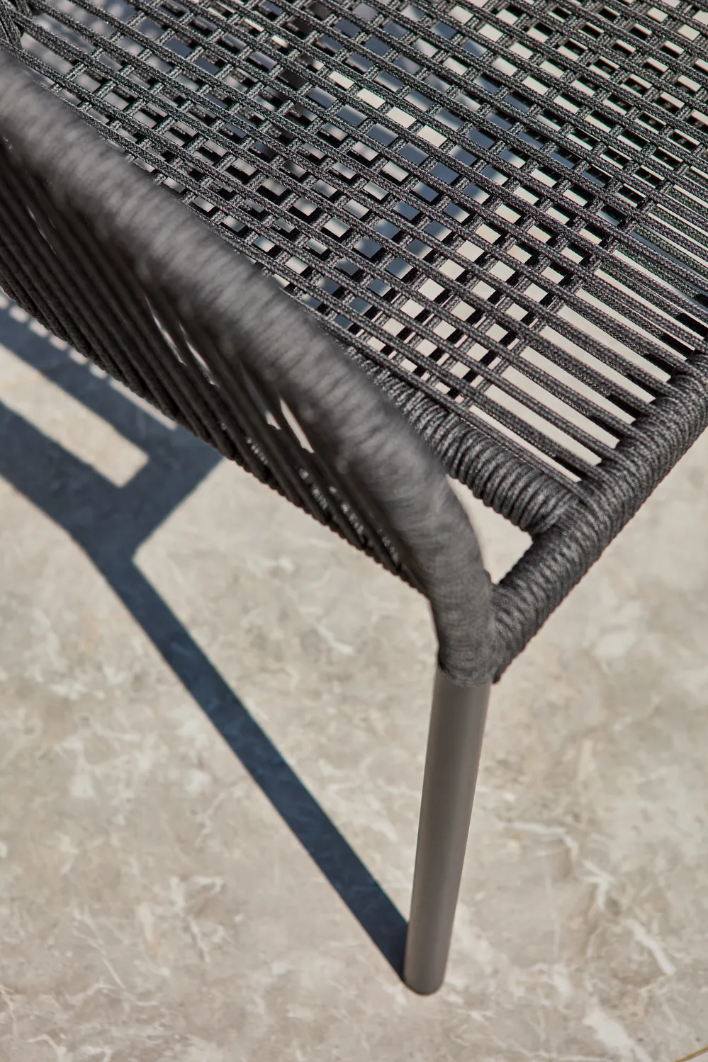 Delta armchair, Black Brafab