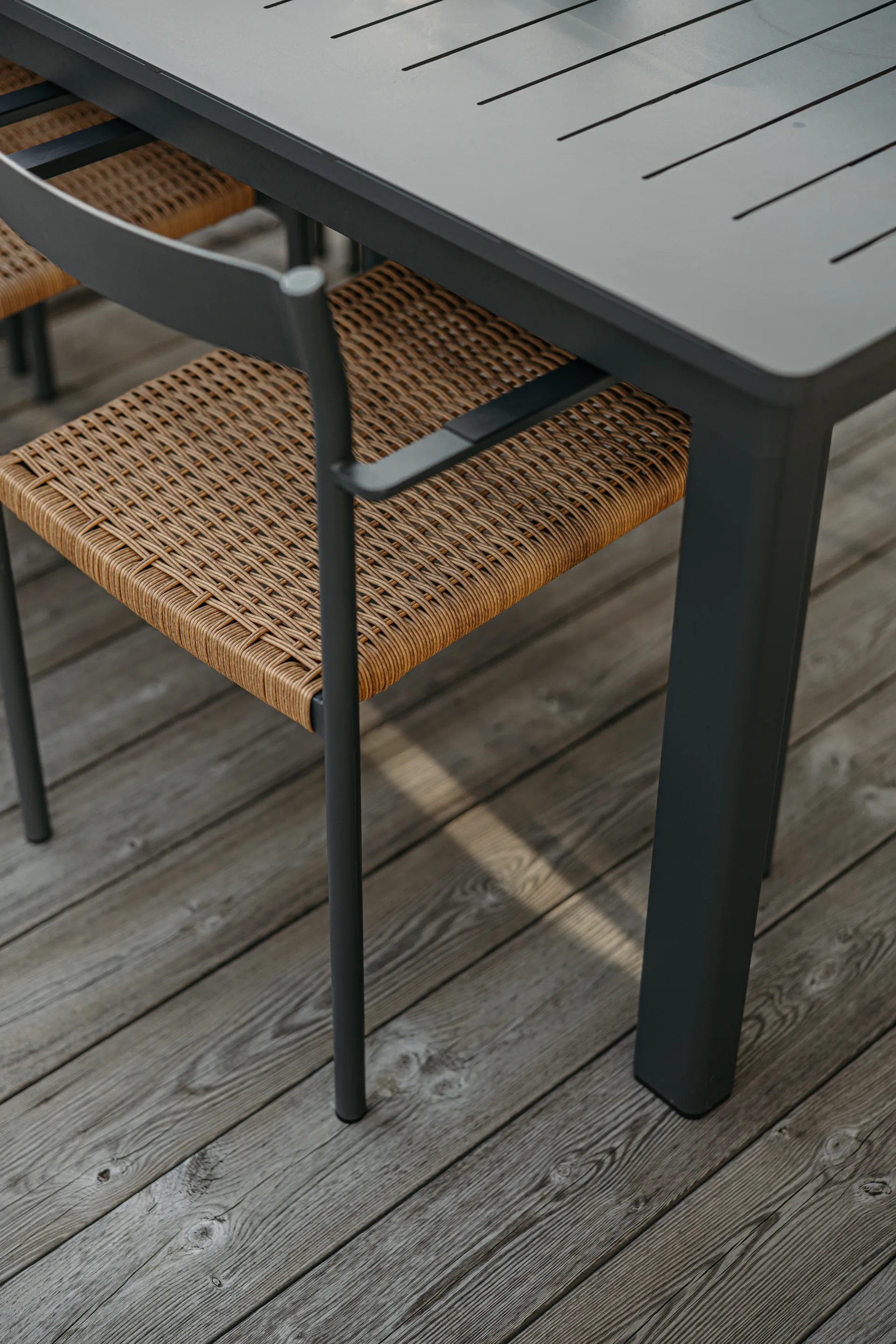 DK armchair, Anthracite Brafab