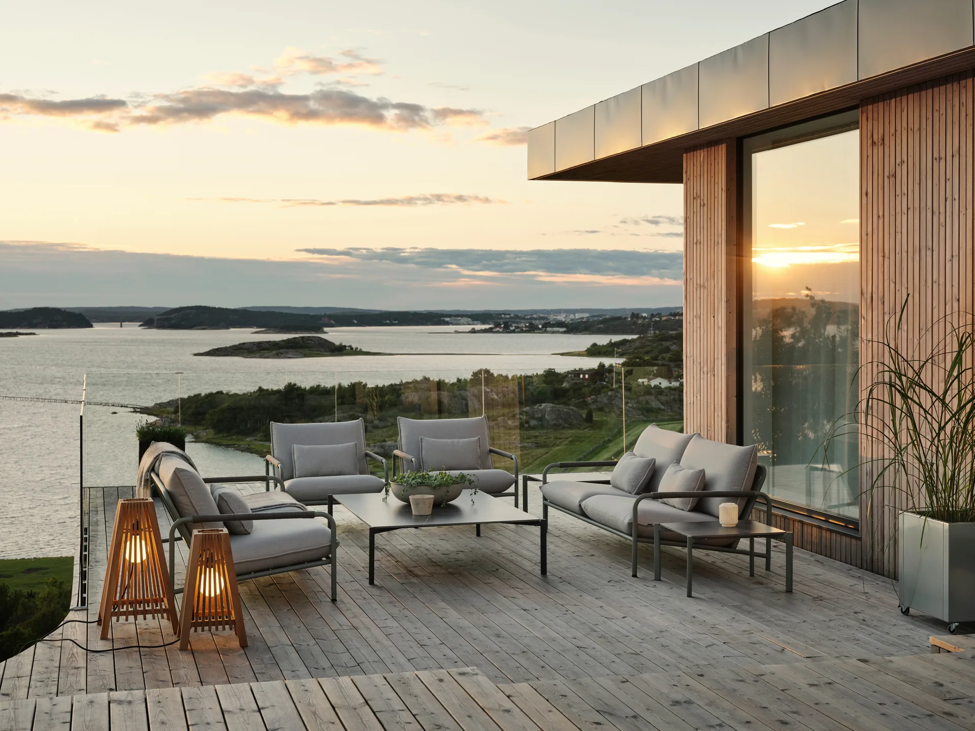 Hallavara coffee table, Dusty green 112x162 cm Brafab