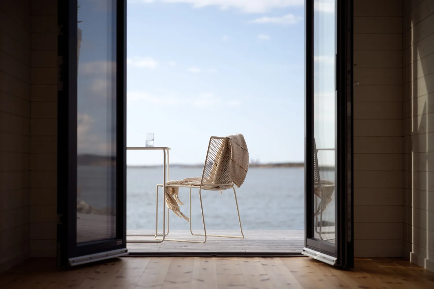 Haru dining chair, Pearl white Brafab