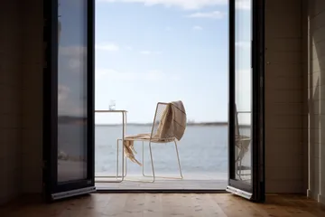 Haru dining chair - Pearl white - Brafab
