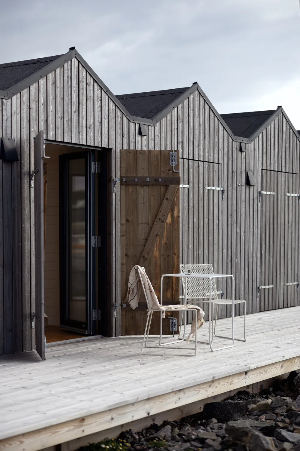 Haru dining chair, Pearl white Brafab