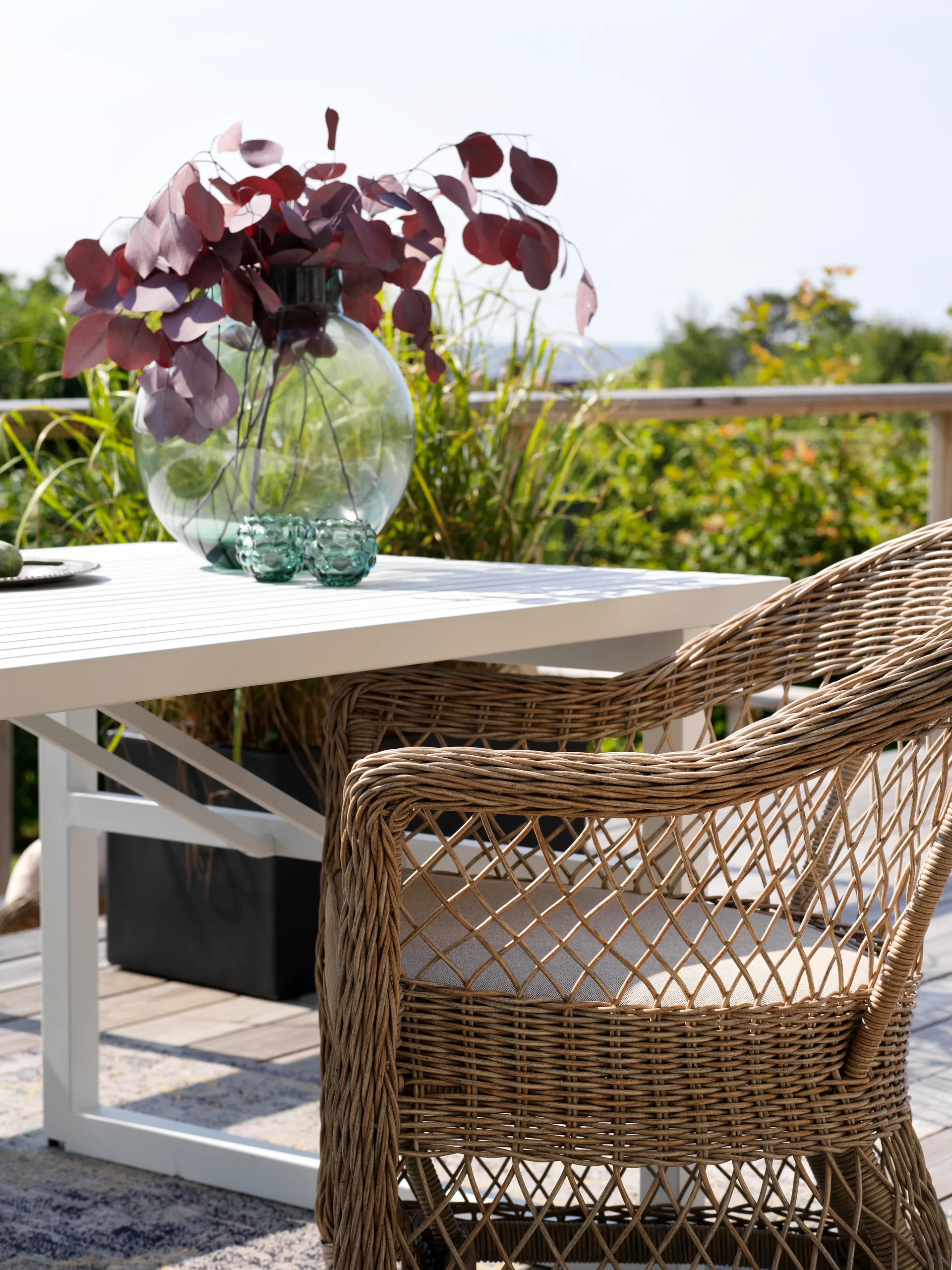 Kamomill armchair with seat and back cushion, Beige-sand Brafab