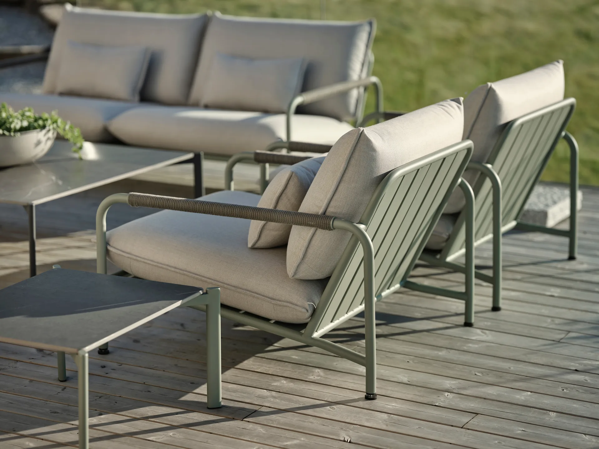 Lerberget lounge chair, Green-ash Brafab