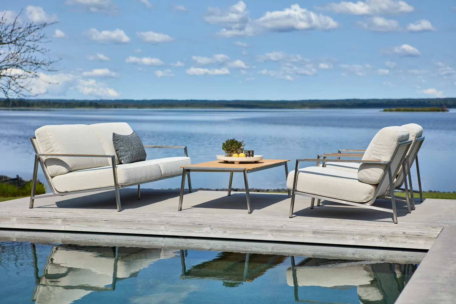 Naos sofa, Stainless steel-dot beige, 2.5-seater Brafab