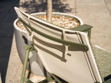 Soro lounge armchair - Nordic green-teddy verde - Brafab