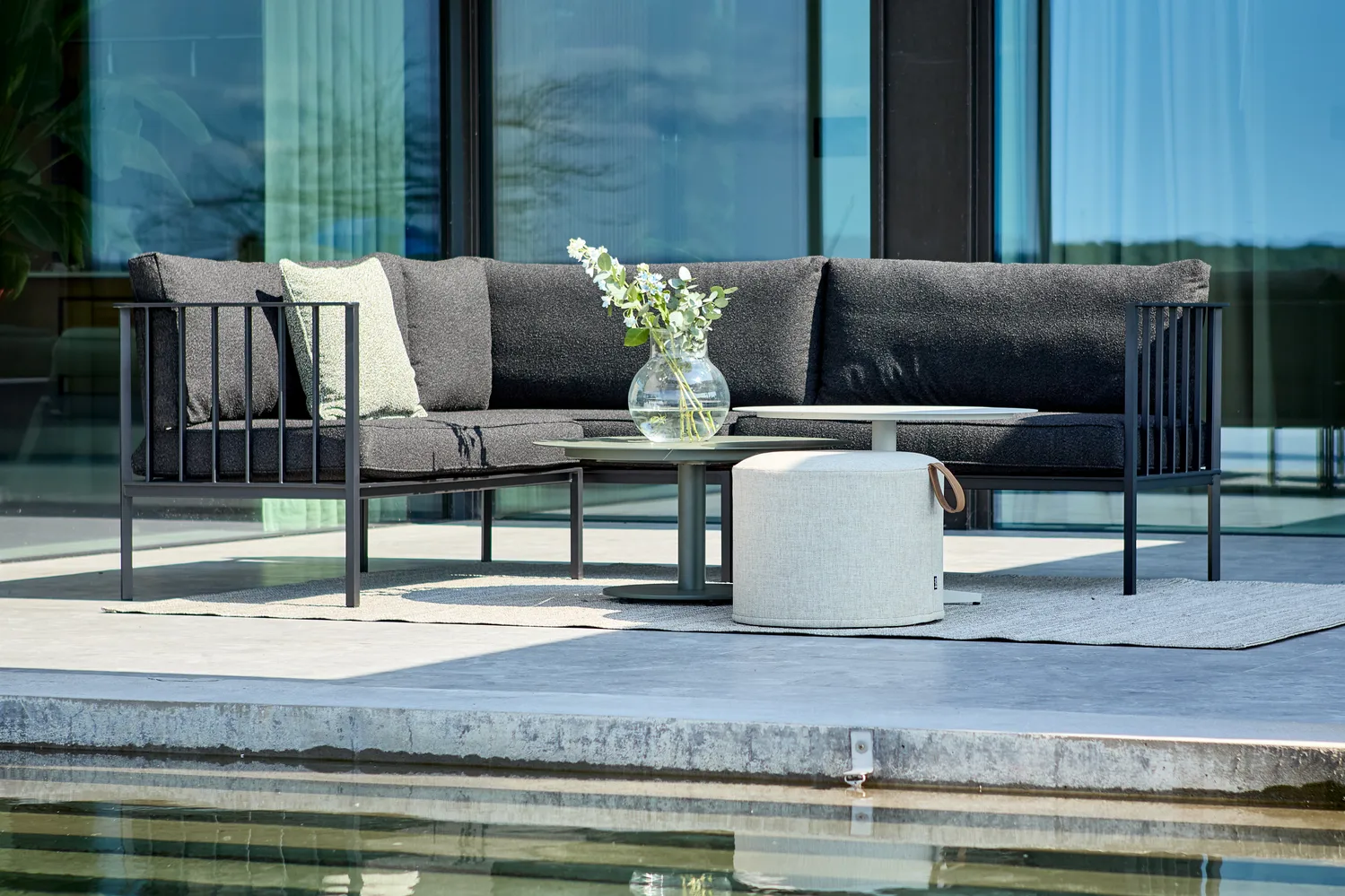 Upper corner sofa, Black-teddy black Brafab