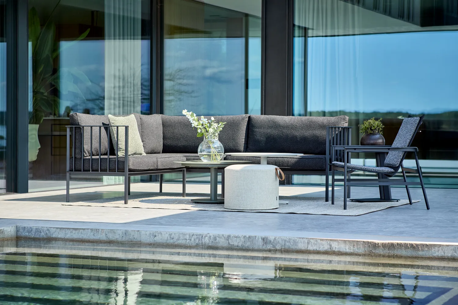 Upper corner sofa, Black-teddy black Brafab