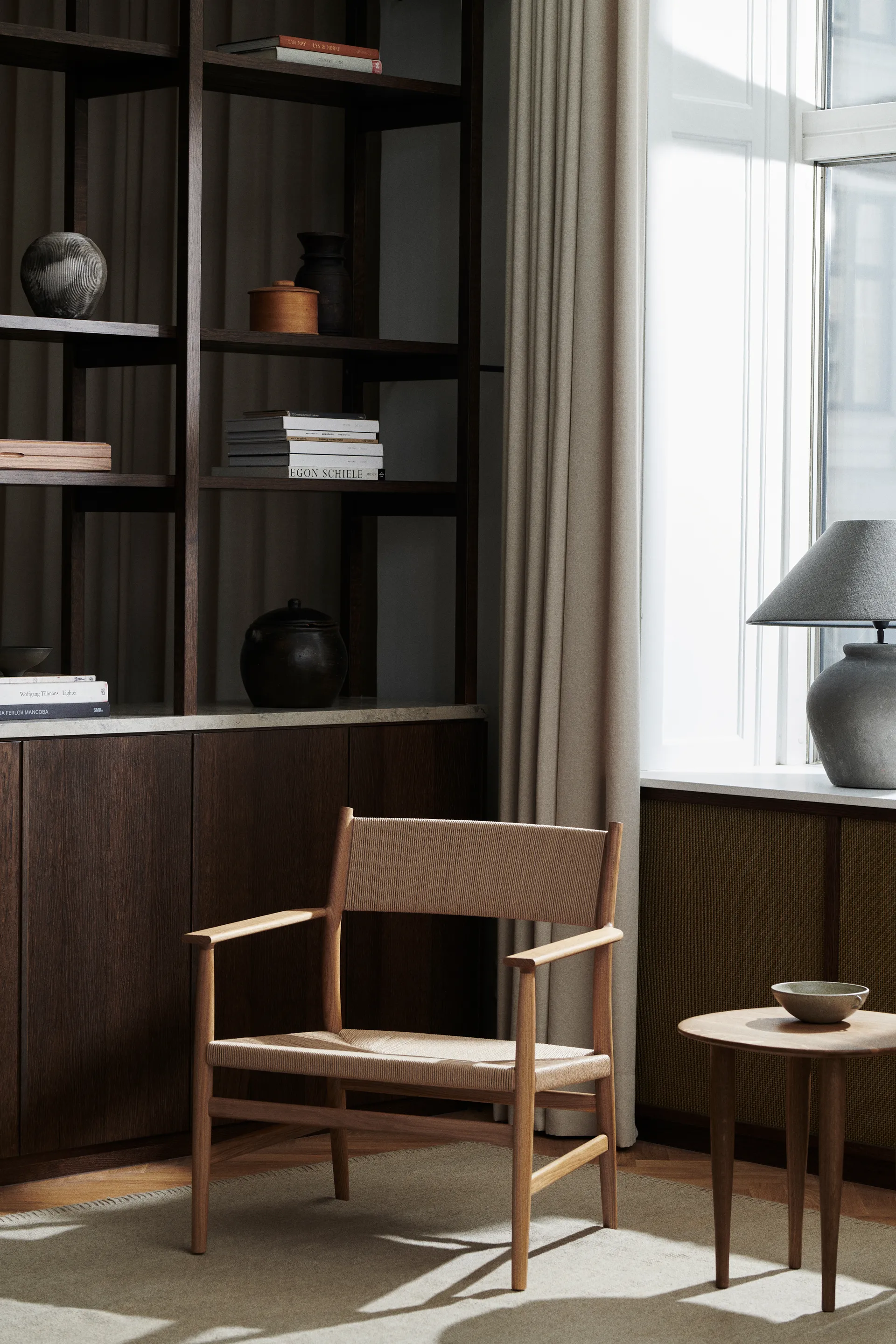 Jari side table Ø45 cm, Smoke oiled oak Brdr. Krüger