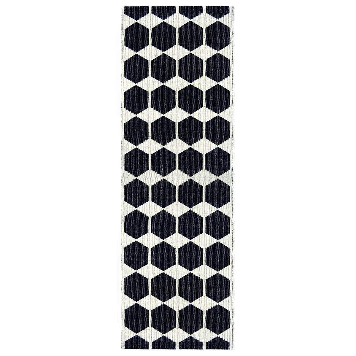 Brita Sweden Anna rug black 70x140 cm | Scandinavian Design | Plastic rugs | Black
