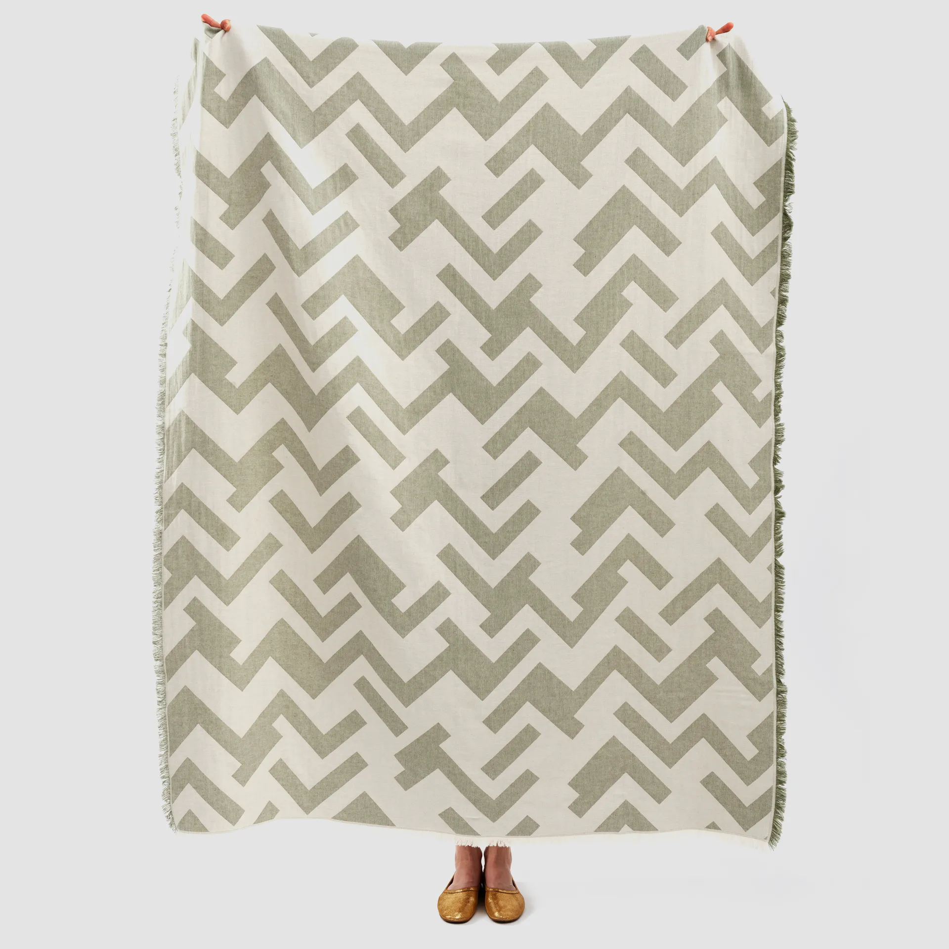 Florens cotton blanket, Sage (light grey) Brita Sweden
