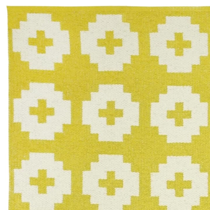 Flower rug large sun (yellow) - 170x250 cm - Brita Sweden