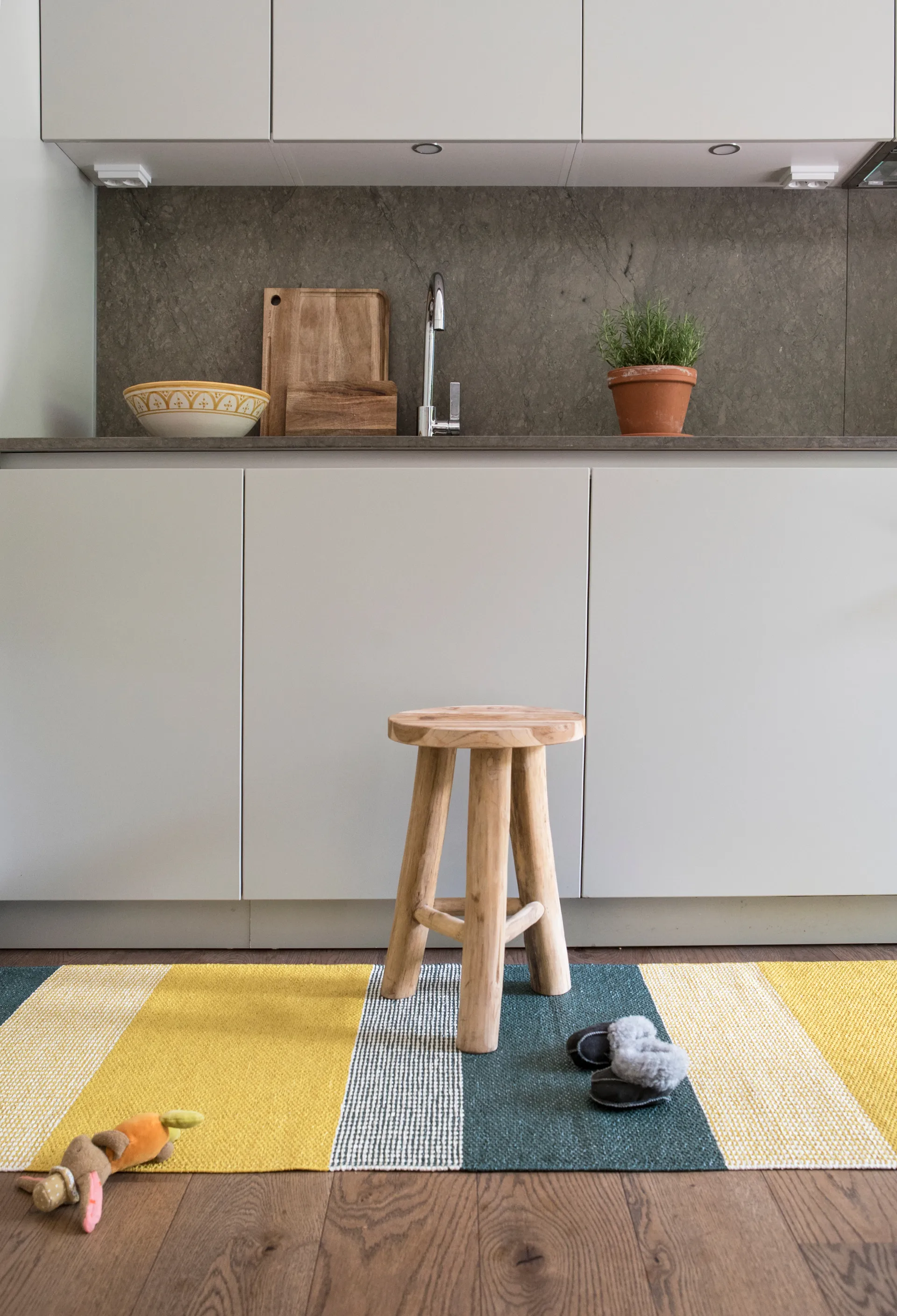 Seasons plastic rug 170x250 cm, sunny (yellow) Brita Sweden