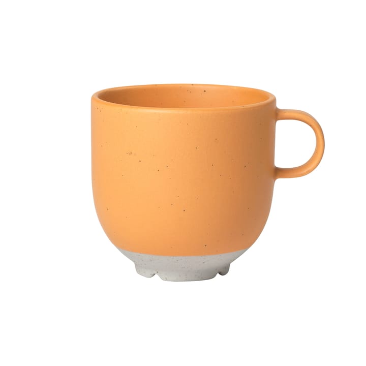 Eli mug with handle 20 cl - matte light camel - Broste Copenhagen