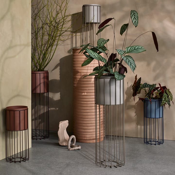 Fenja flower pot with stand 2 parts Ø25 cm - simply taupe - Broste Copenhagen