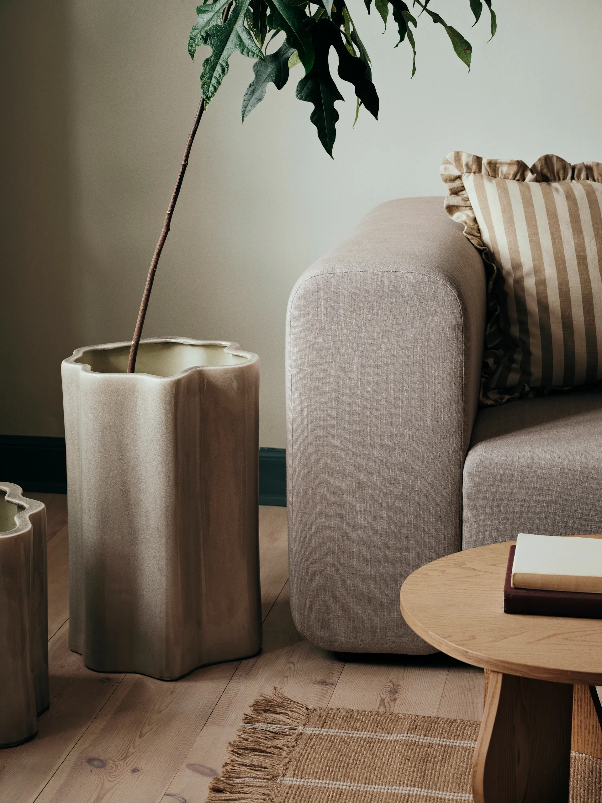 Sonja flower pot H:55 cm, Rainy Day Grey Broste Copenhagen