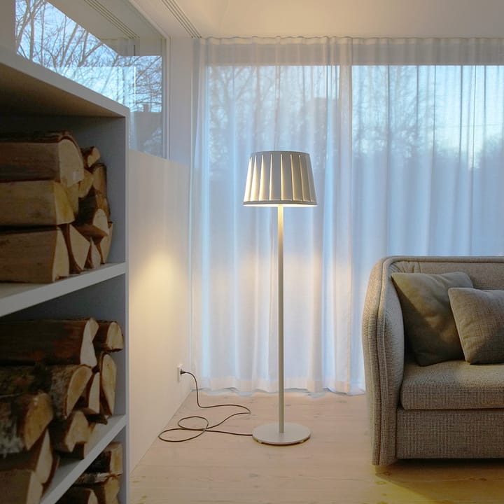 AVS floor lamp - White matte - Bsweden