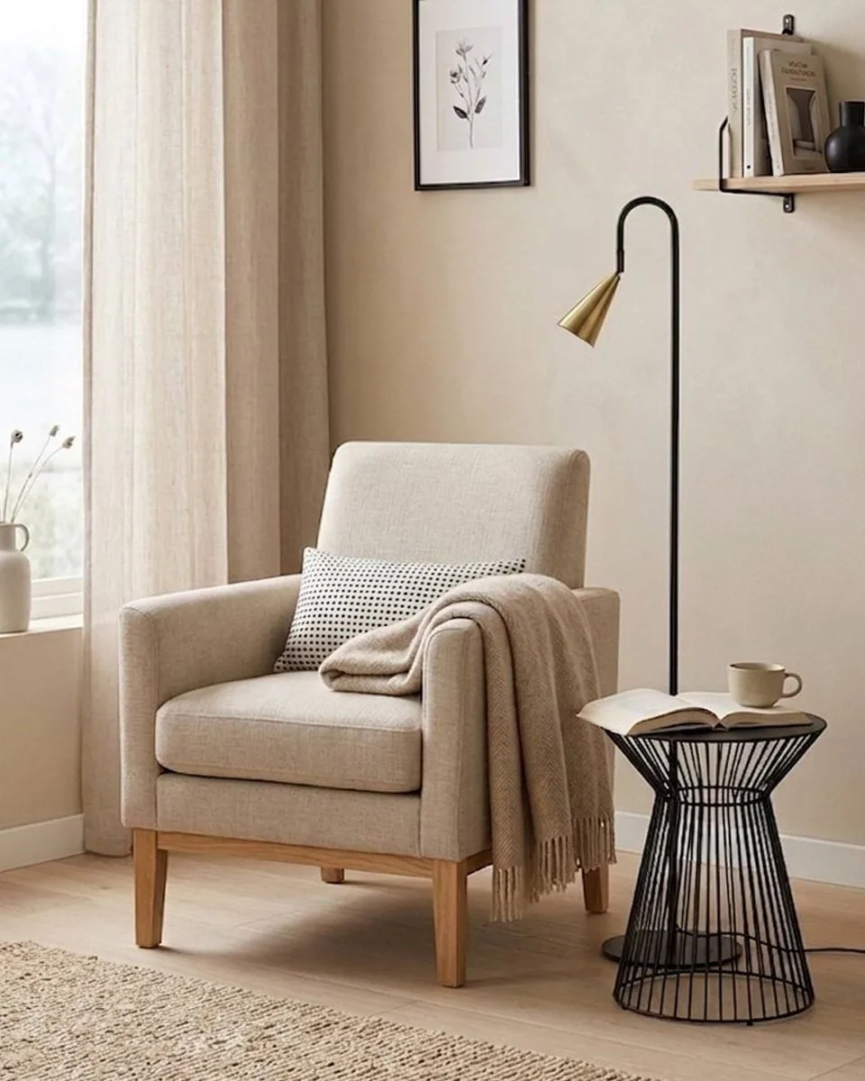 Spline floor lamp, Black-brass, 140 cm By Rydéns
